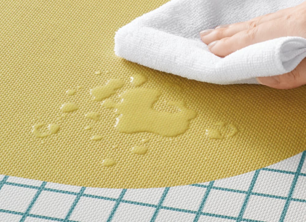 拭けるキッチンマットでお手入れ簡単