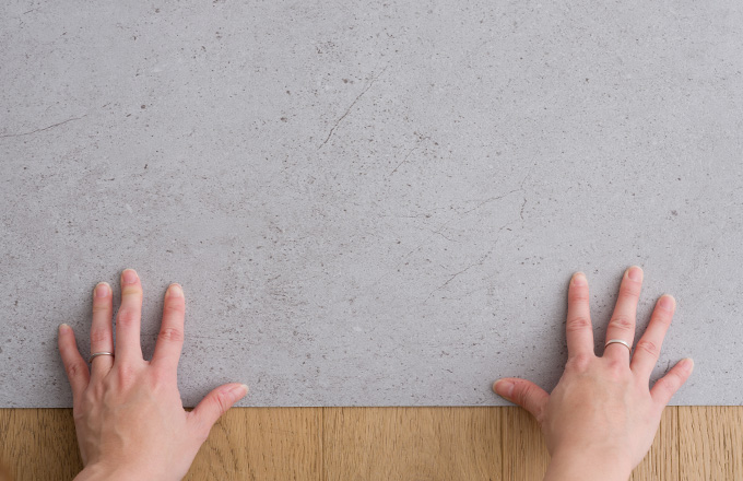 賃貸OK 置くだけ簡単 吸着フロアタイル FIOLIO・フィオリオ 置くだけでしっかり吸着